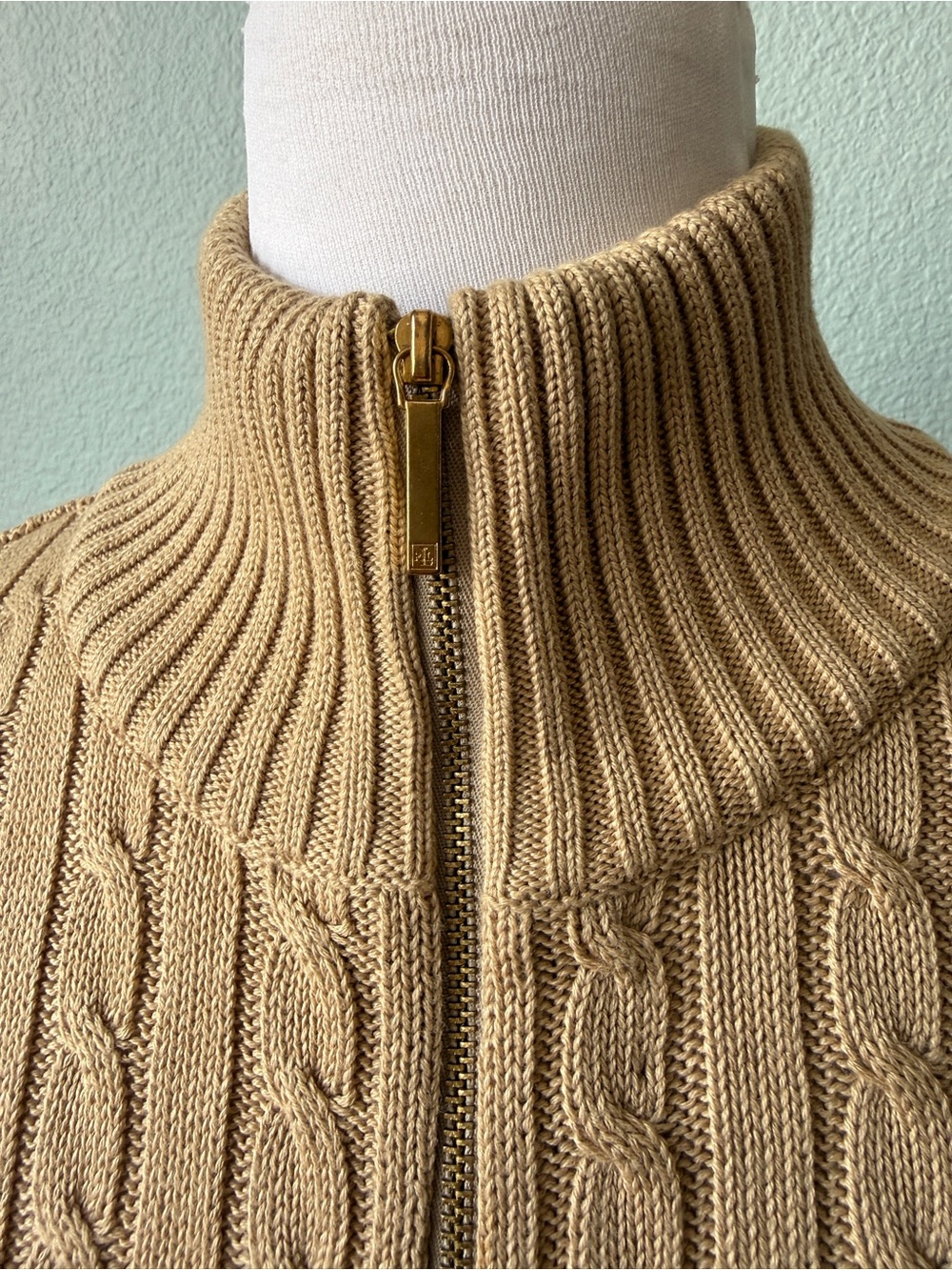 Lauren Ralph Lauren Metallic
Gold Cable Knit Zippered Cardigan Sweater - Picture 4 of 8